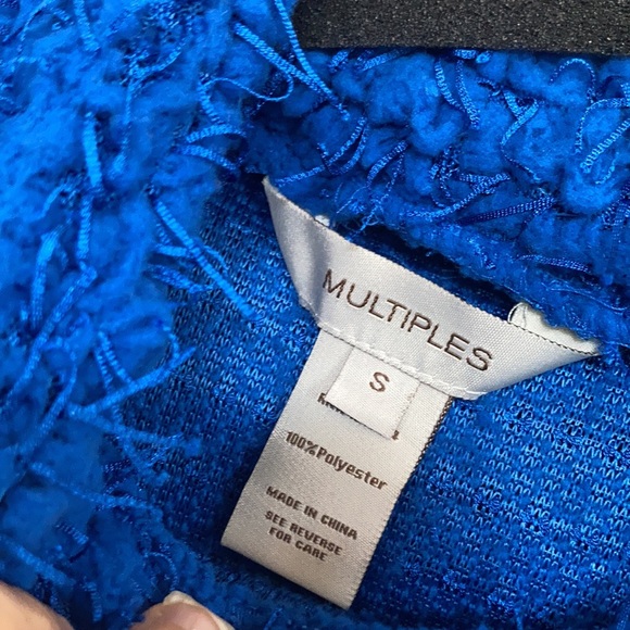 Multiples royal blue sweater top w texture & stretch size S - Picture 14 of 15